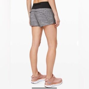 LULULEMON RUN TIMES SHORT 4in HEATHER LUX MULTI BLACK / BLACK